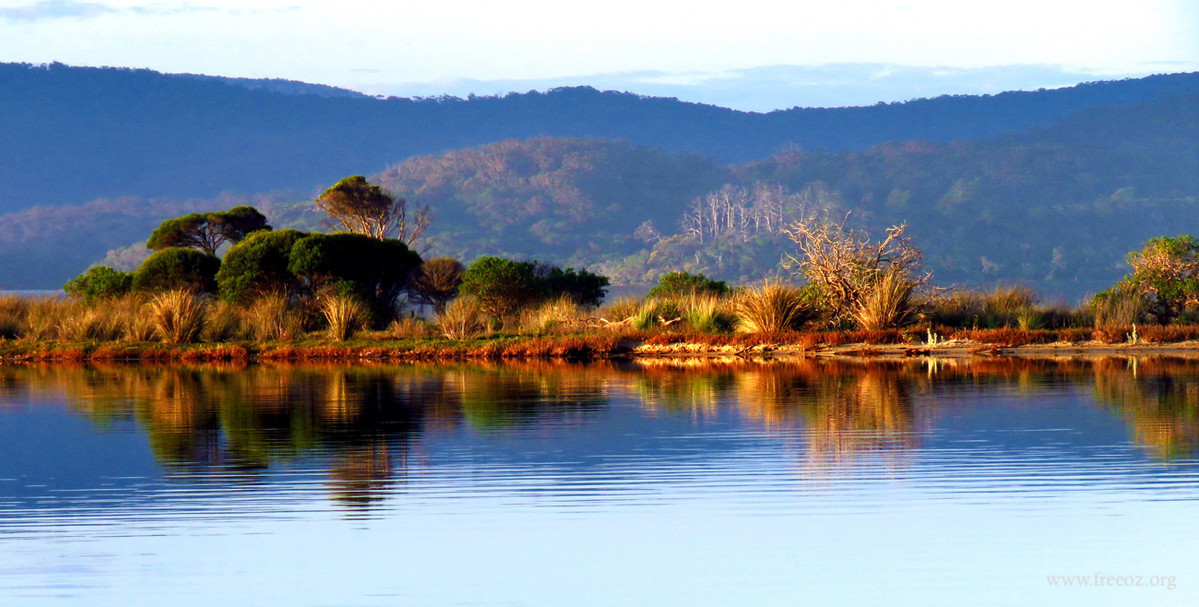 Mallacoota-Australia1.jpg