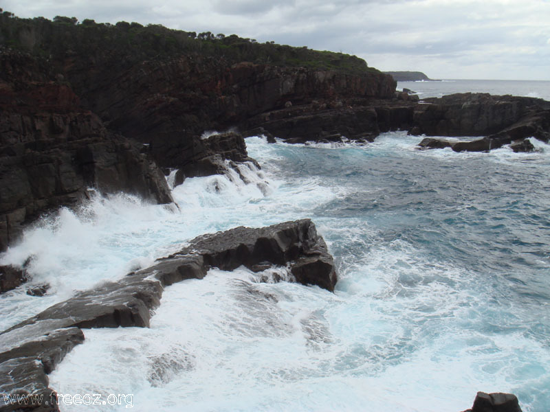 Black cliffs b h.JPG