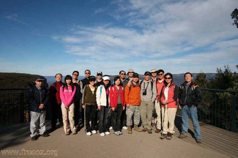 Group Photo at Wentworth Falls Aug 9 2009 s.JPG