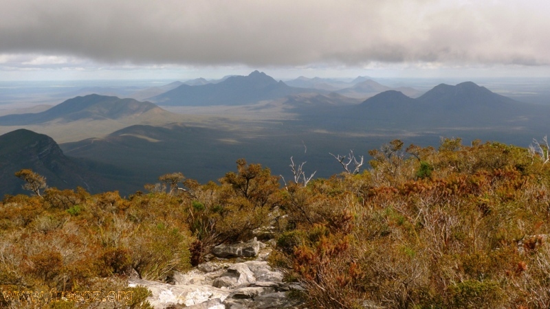 Stirling Range from Bluff Knoll 2.JPG