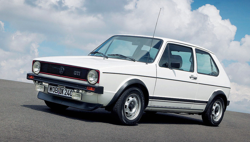 volkswagen_golf_gti_3-door_3.jpg